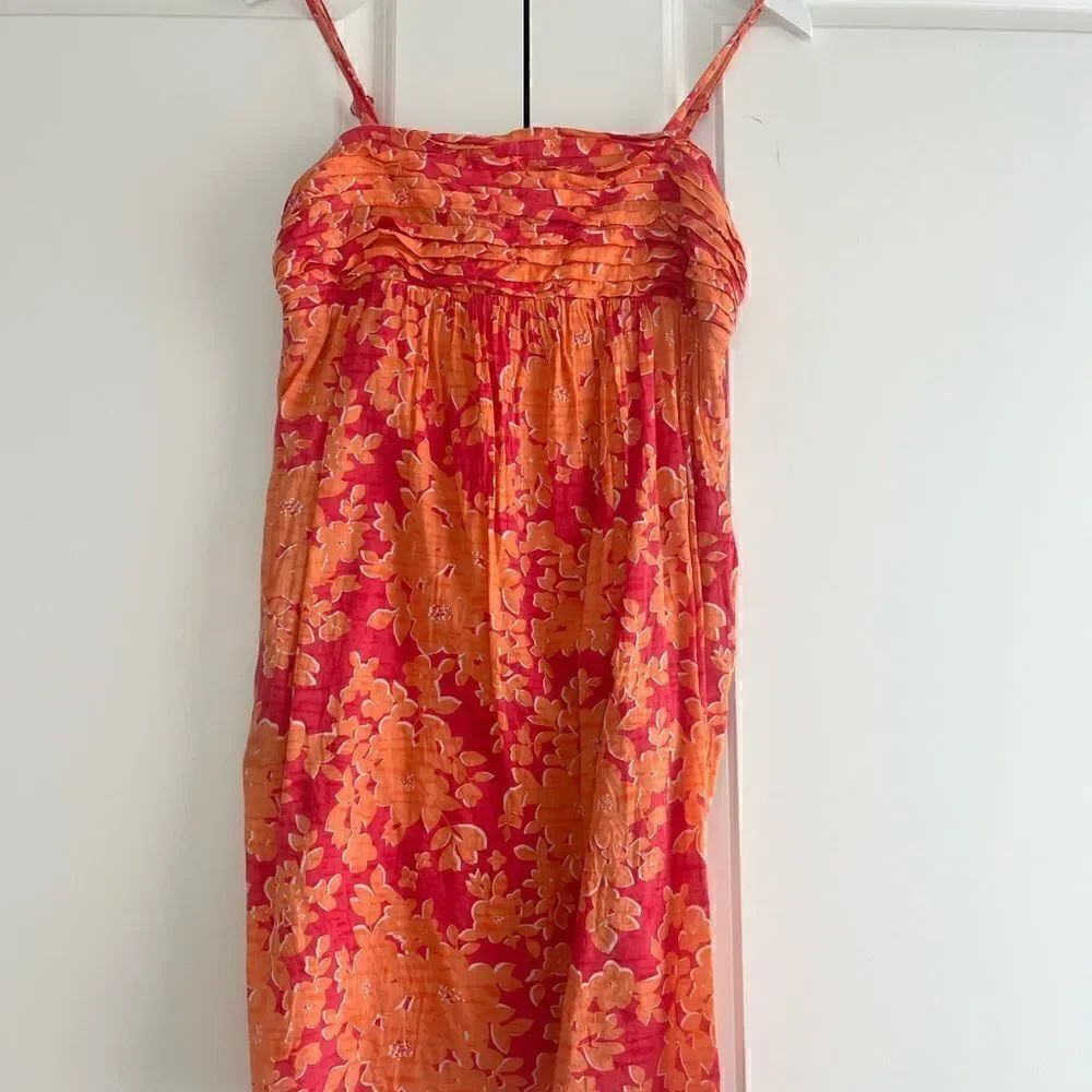 Old Navy floral dress.  Empire cut with pleated top